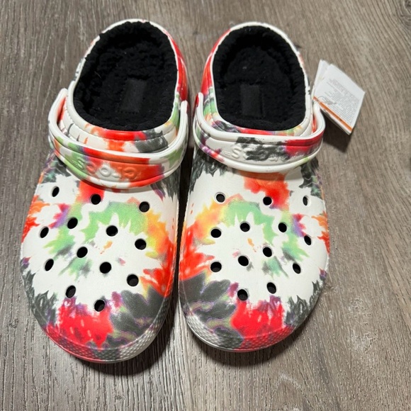 Crocs - Classic Lines Tie Dye Clog - M10/W12 - Picture 3 of 5